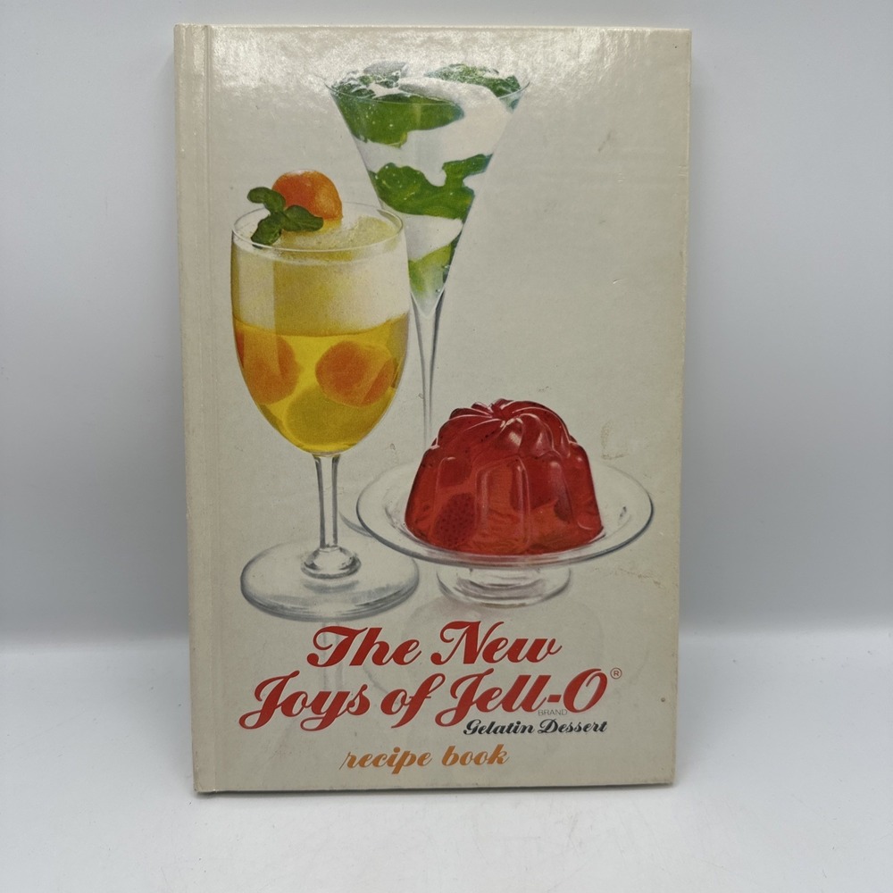 New Joys of Jello Recipe Book 1975 Hardcover‎ Dessert Salads Photos Vintage